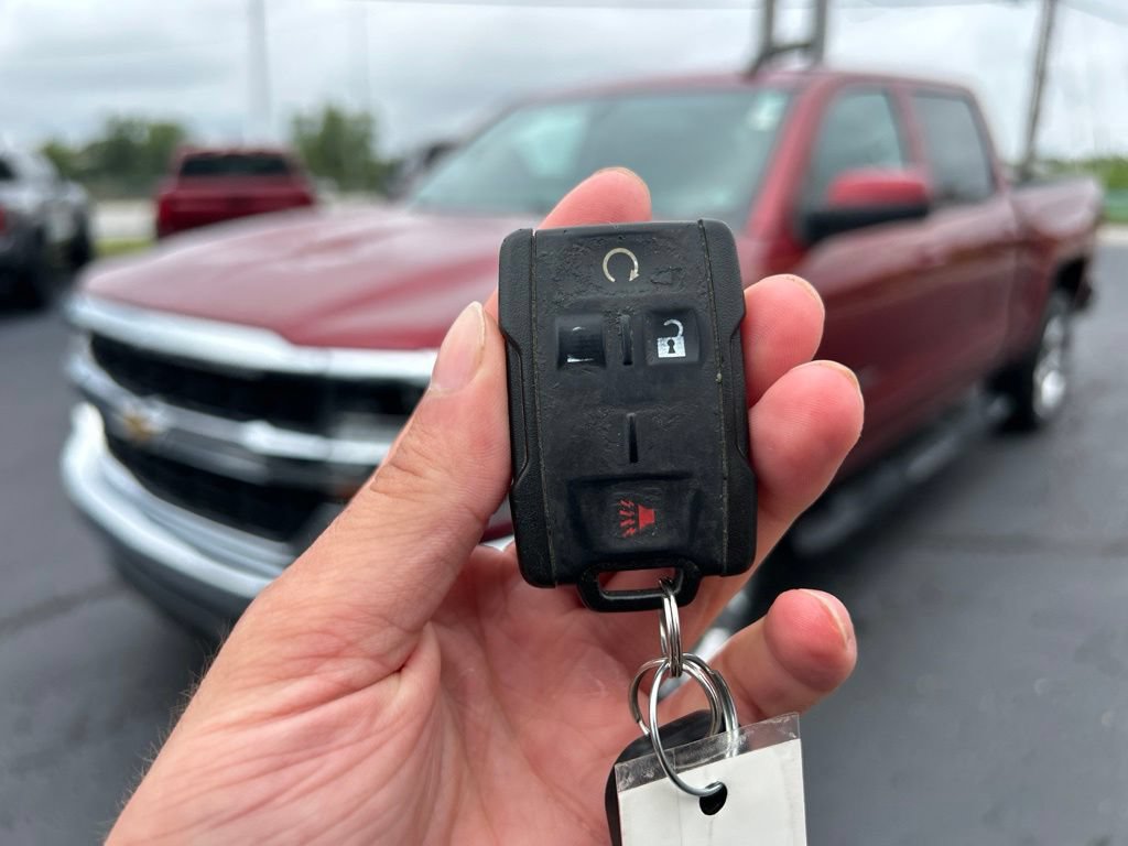 Used 2018 Chevrolet Silverado 1500 LT w/ All Star Edition RWD image 43