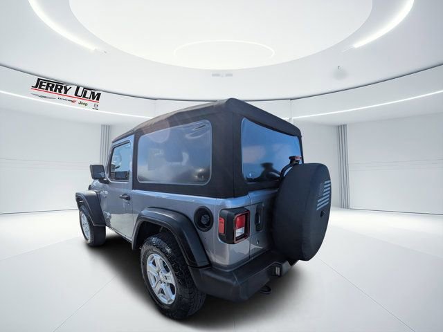 Used 2018 Jeep Wrangler Sport image 5