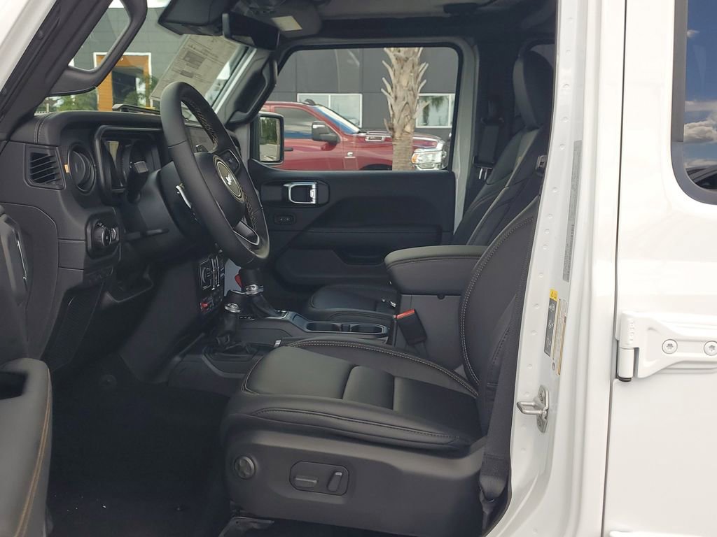 New 2025 Jeep Wrangler Unlimited Rubicon 392 image 17