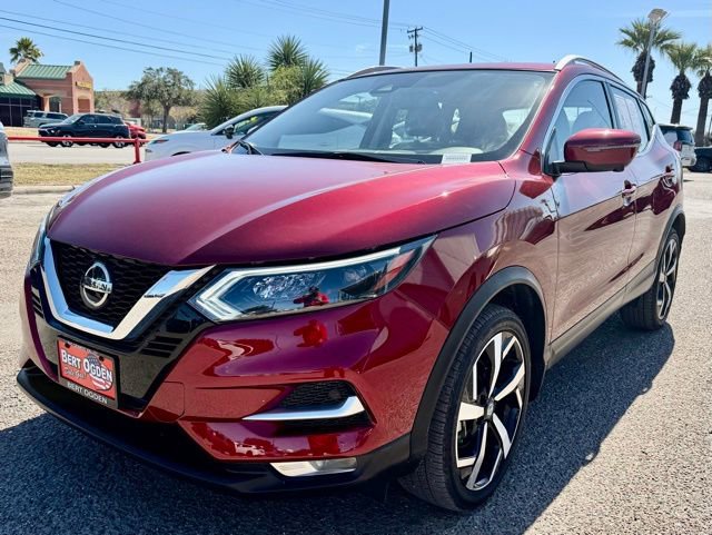 Certified 2022 Nissan Rogue Sport SL w/ Premium Package AWD/4WD image 3