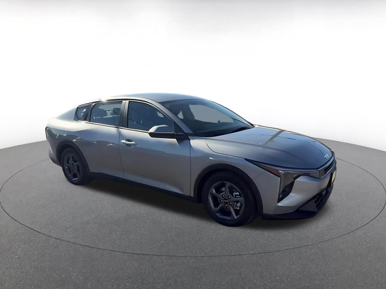 Used 2026 Kia K4 FWD image 2
