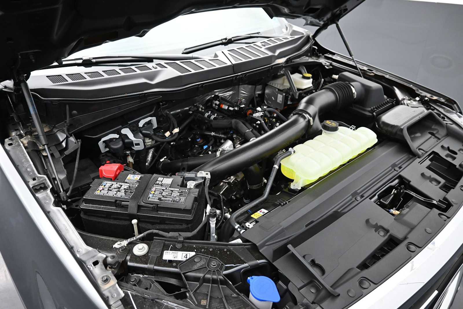 New 2026 Ford F150 Lariat w/ Equipment Group 501A Mid AWD/4WD image 40