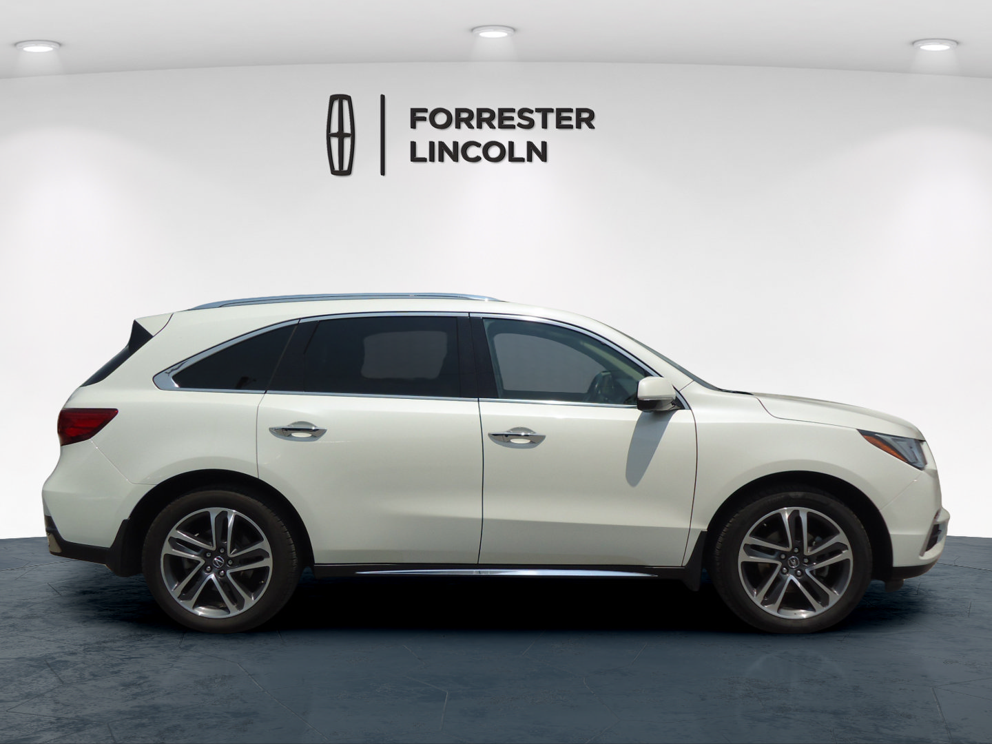Used 2017 Acura MDX SH-AWD w/ Advance Package image 2
