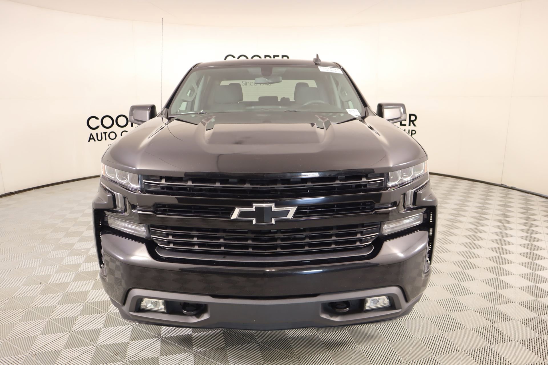 Used 2020 Chevrolet Silverado 1500 RST w/ RST Value Package image 8