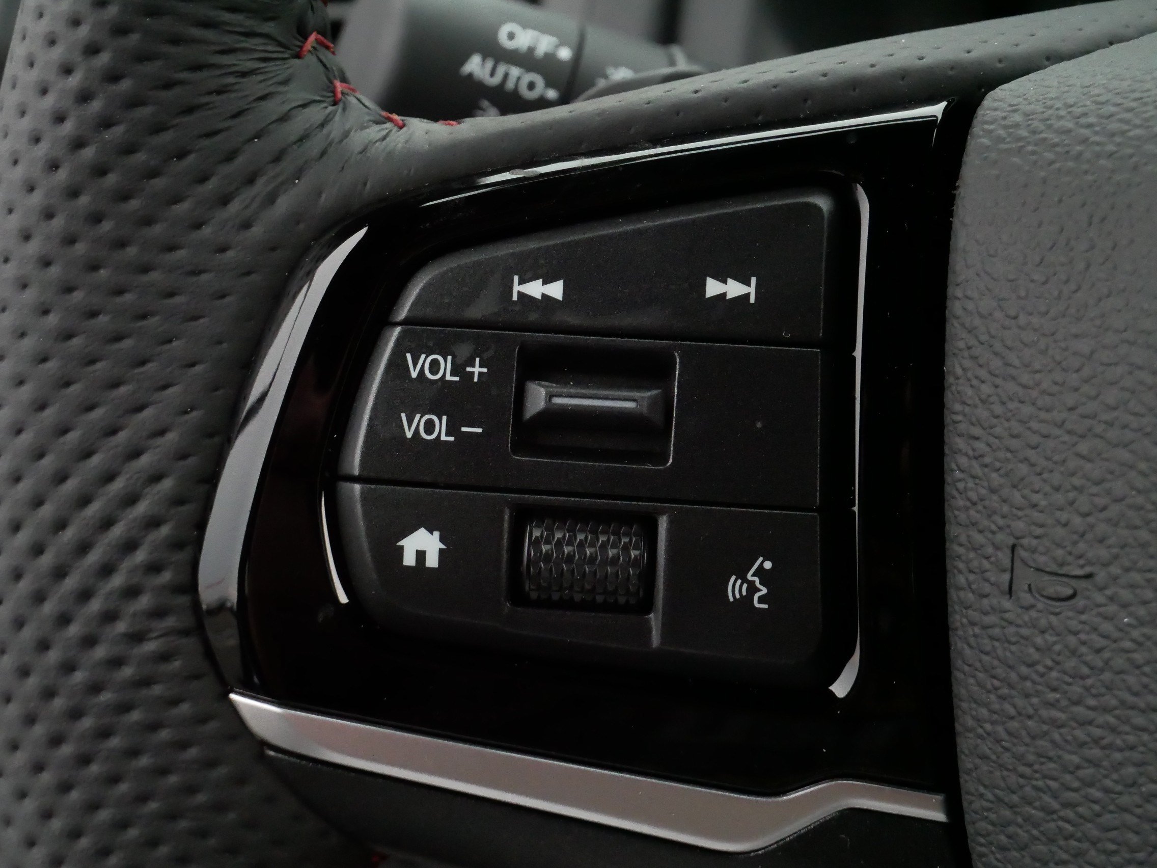 Certified 2026 Honda Ridgeline Black Edition image 26
