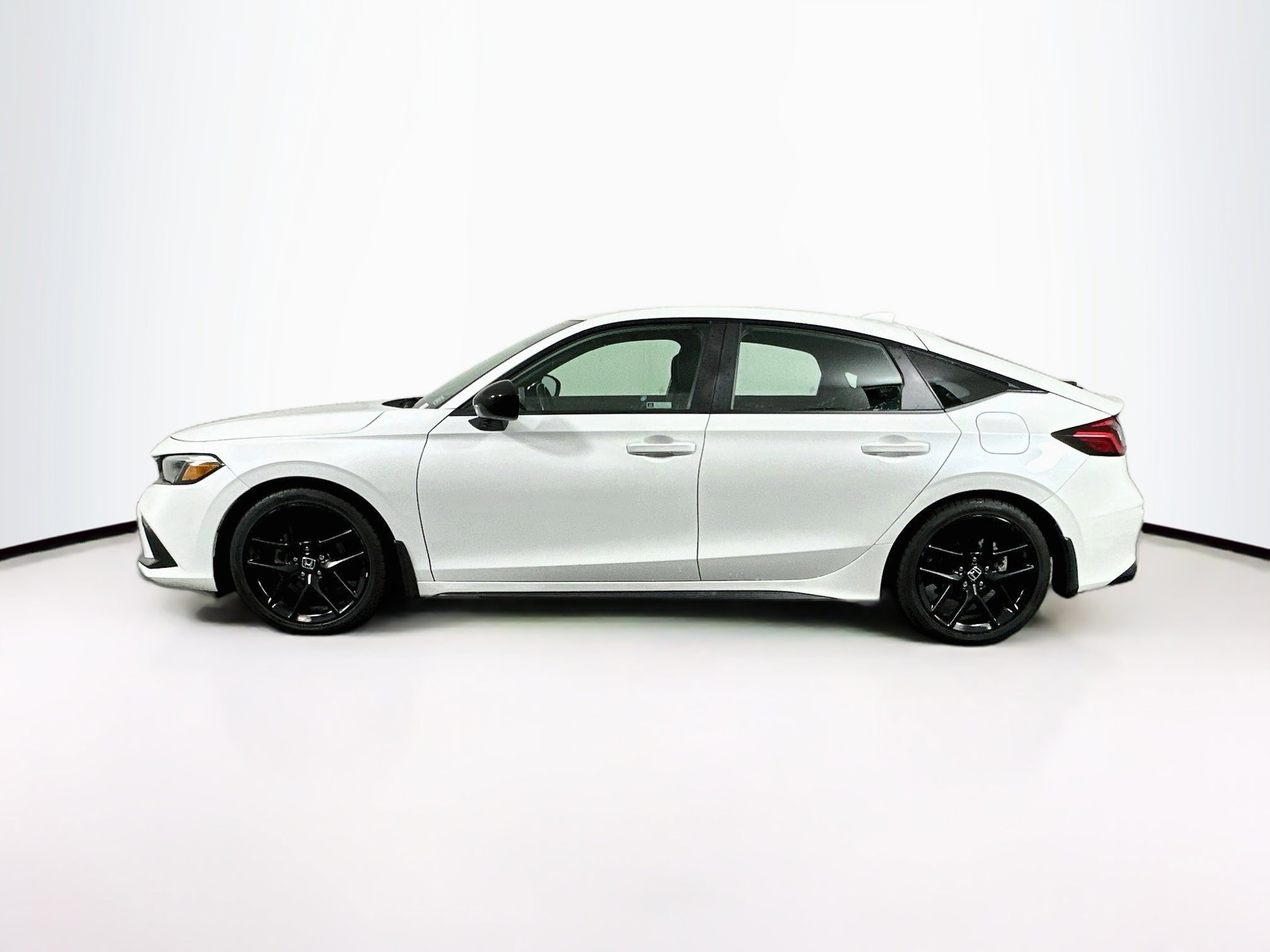 Used 2023 Honda Civic Sport image 4