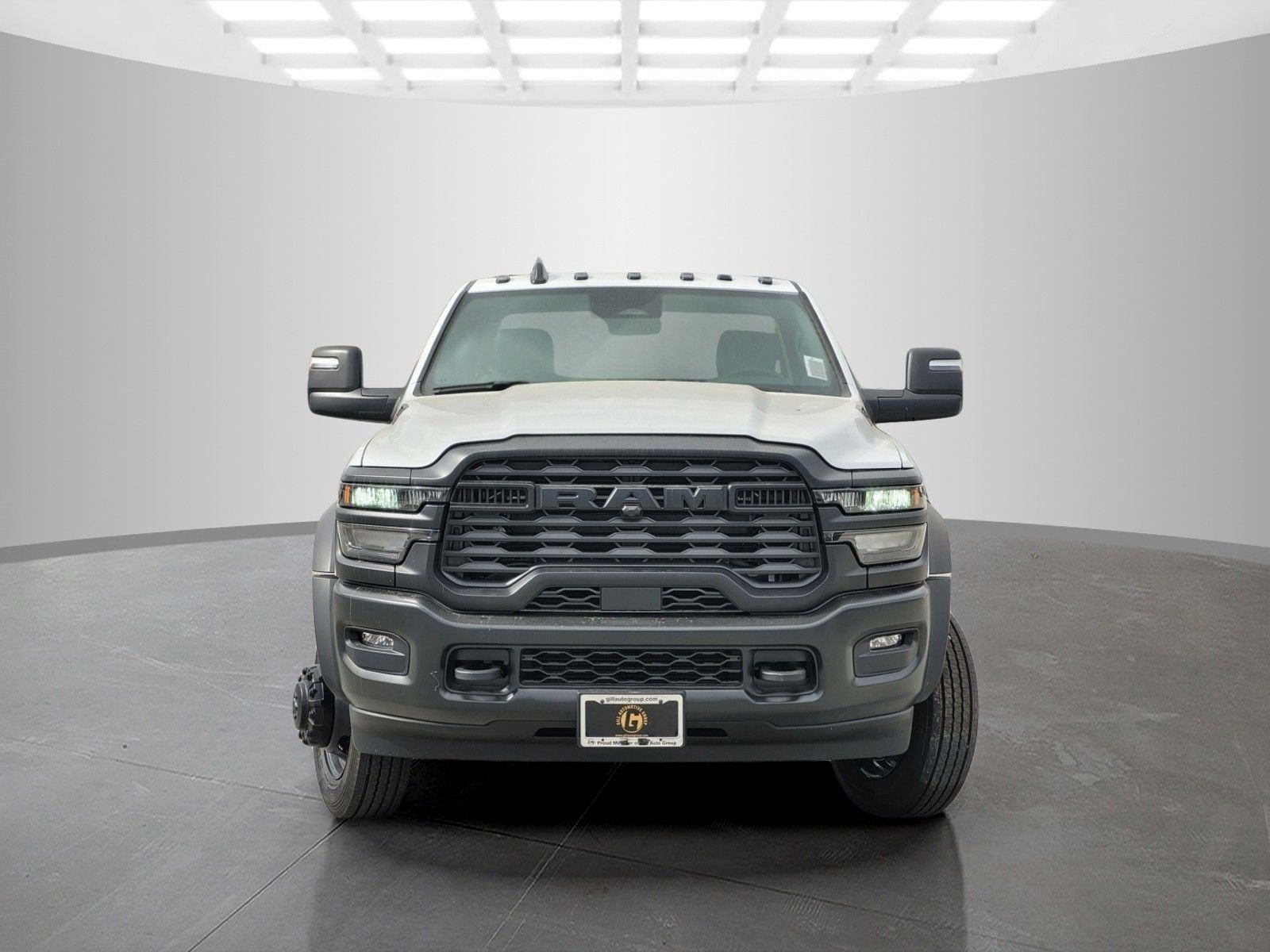 New 2026 RAM 5500 Tradesman AWD/4WD image 3