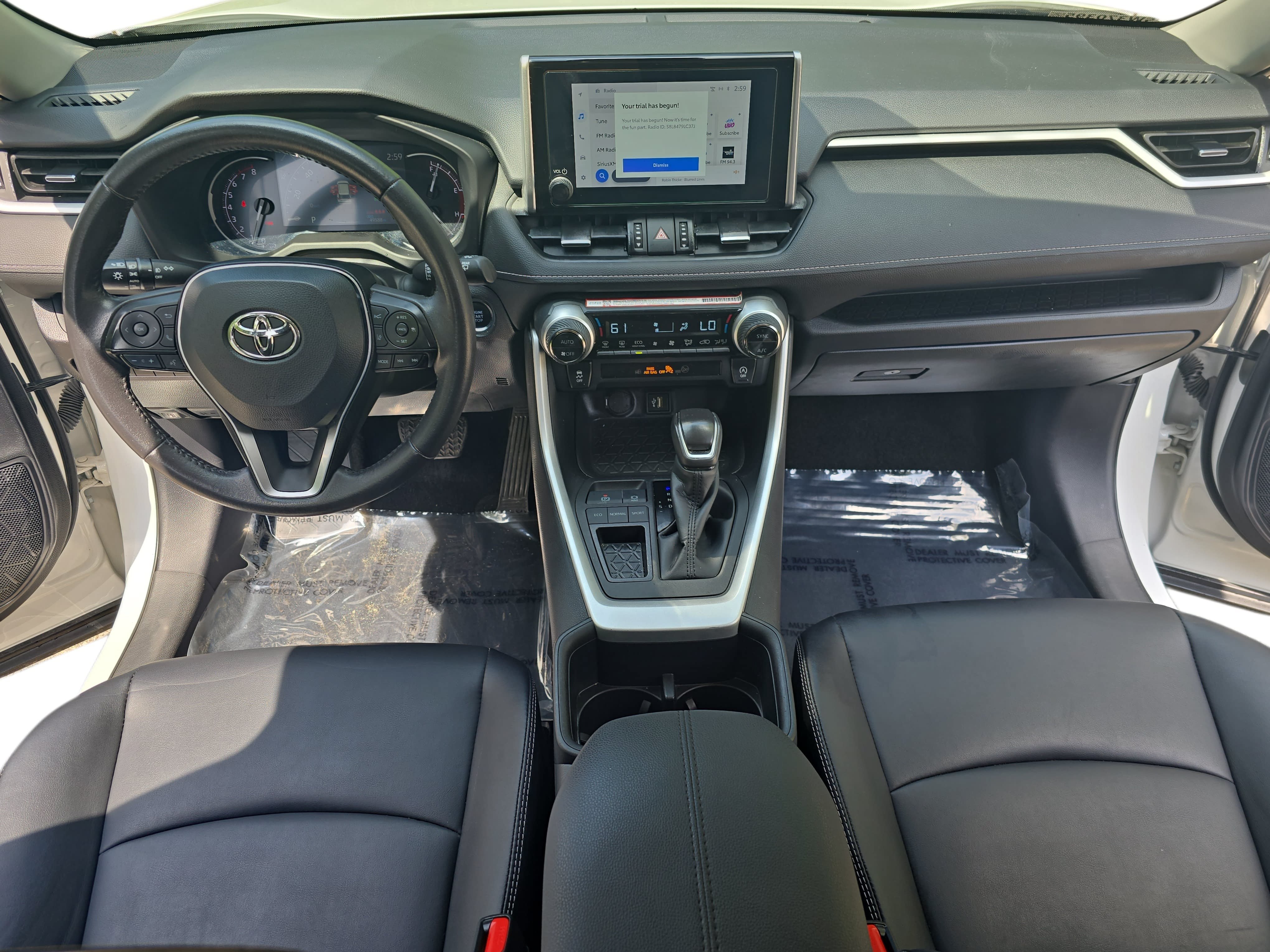 Used 2025 Toyota RAV4 XLE Premium FWD image 9