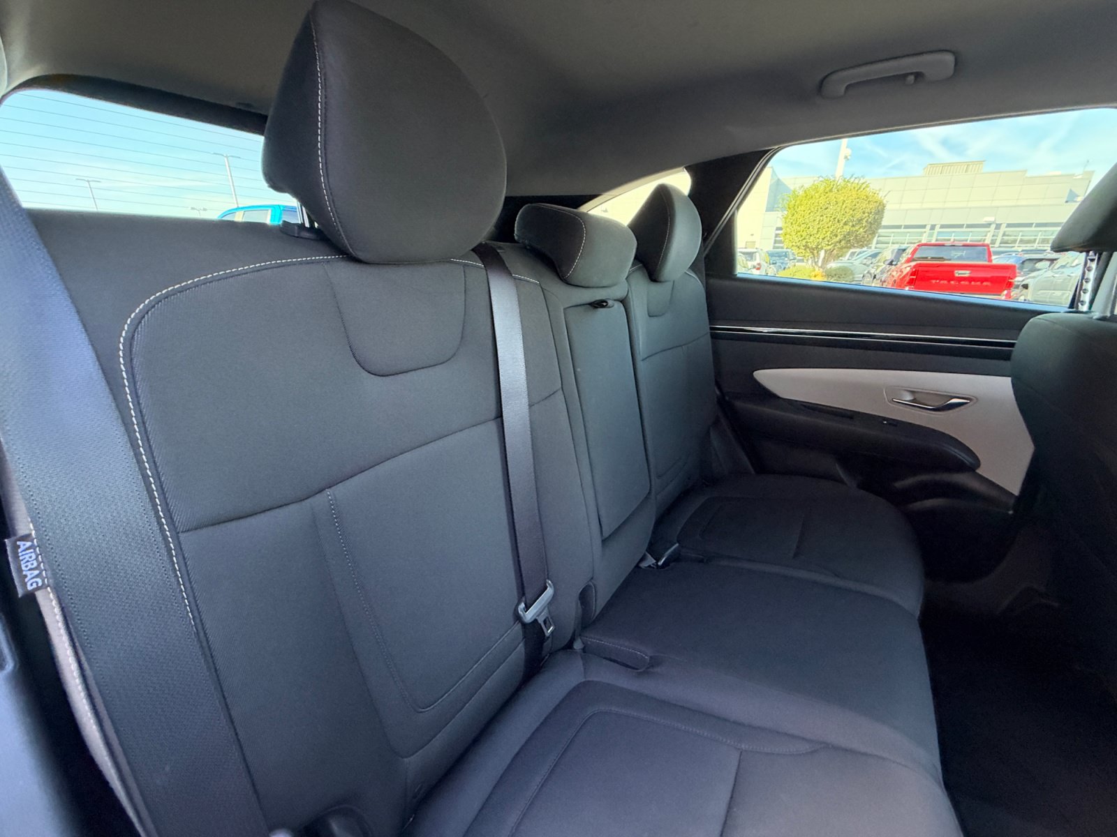 Used 2024 Hyundai Tucson SE FWD image 18