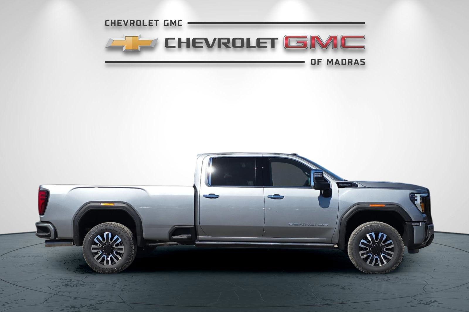 New 2026 GMC Sierra 2500 Denali Ultimate image 2