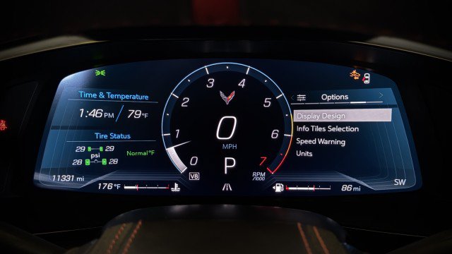 Used 2024 Chevrolet Corvette Stingray Premium Cpe w/ Z51 Performance Package RWD image 8