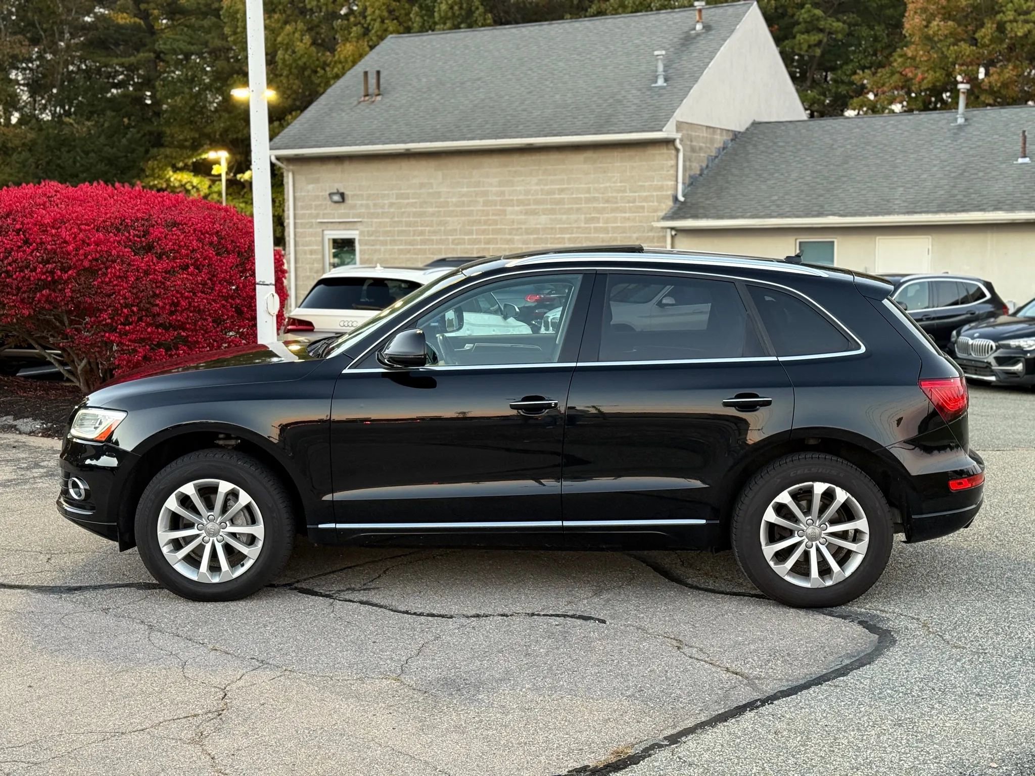 Used 2016 Audi Q5 2.0T Premium w/ Audi MMI Navigation Plus image 8
