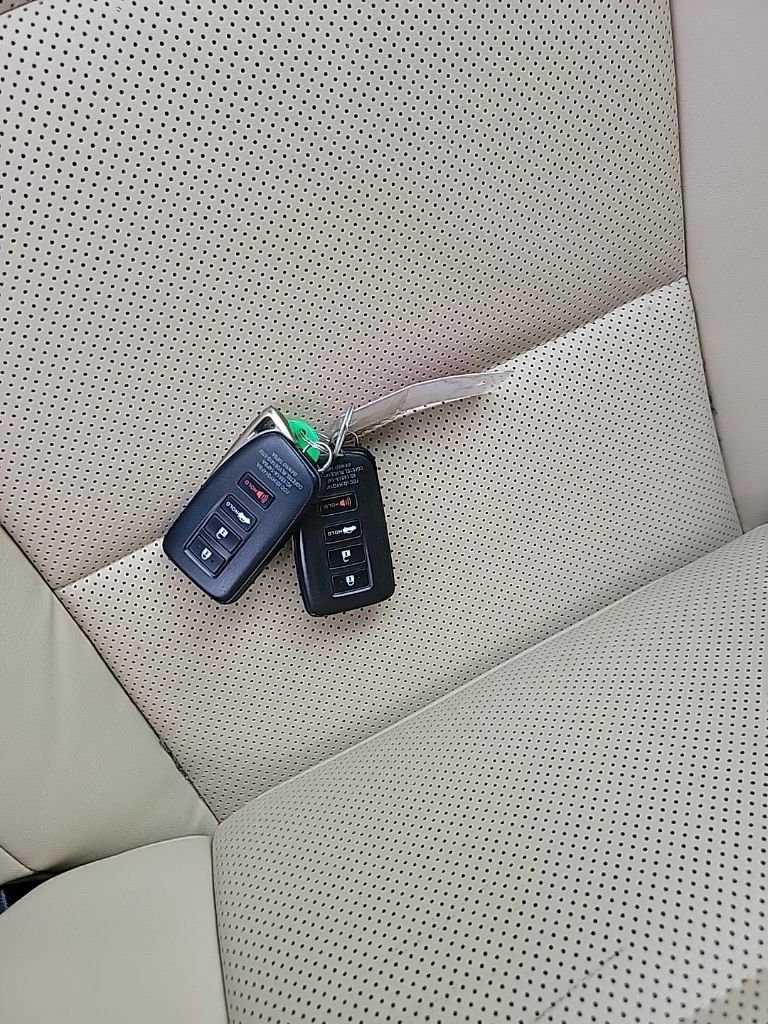 Used 2017 Lexus ES 350 w/ Navigation System Package FWD image 19