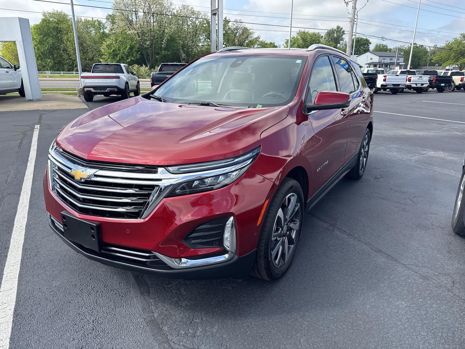 Used 2024 Chevrolet Equinox Premier AWD/4WD image 6
