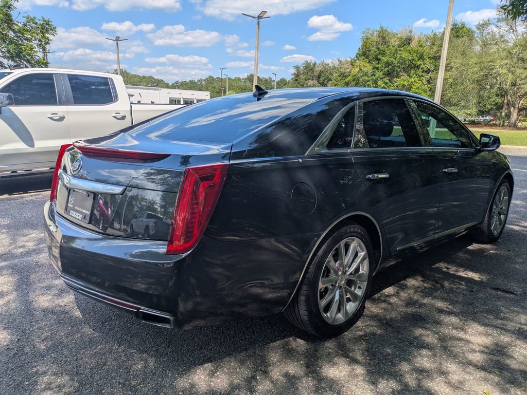 Used 2014 Cadillac XTS Luxury w/ Driver Awareness Package FWD image 4