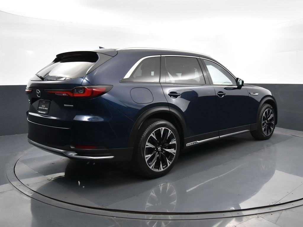 Used 2024 MAZDA CX-90 Plug-In Hybrid w/ Premium Pkg image 32