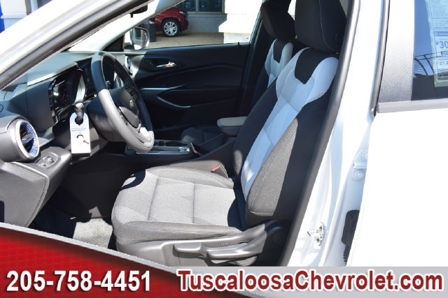 New 2026 Chevrolet Trax LS w/ LS Convenience Package FWD image 13