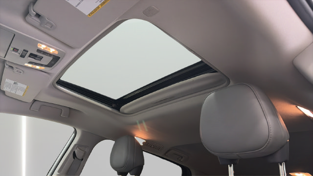Used 2023 Toyota Sienna XLE FWD image 16