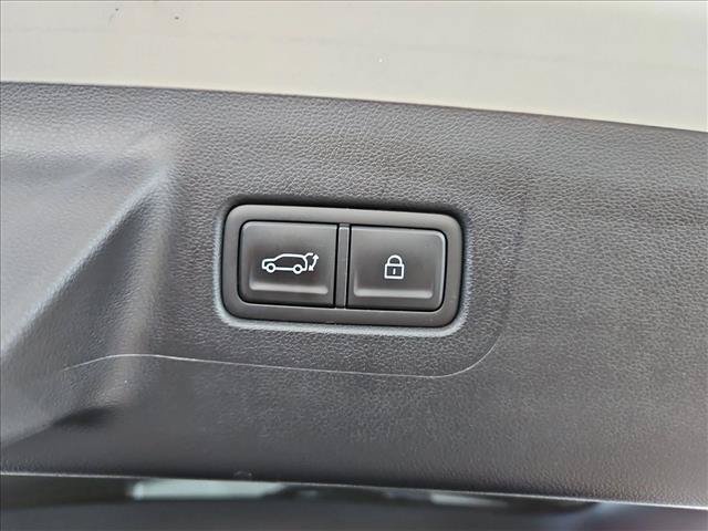 Used 2026 Hyundai Santa Fe SEL FWD image 24