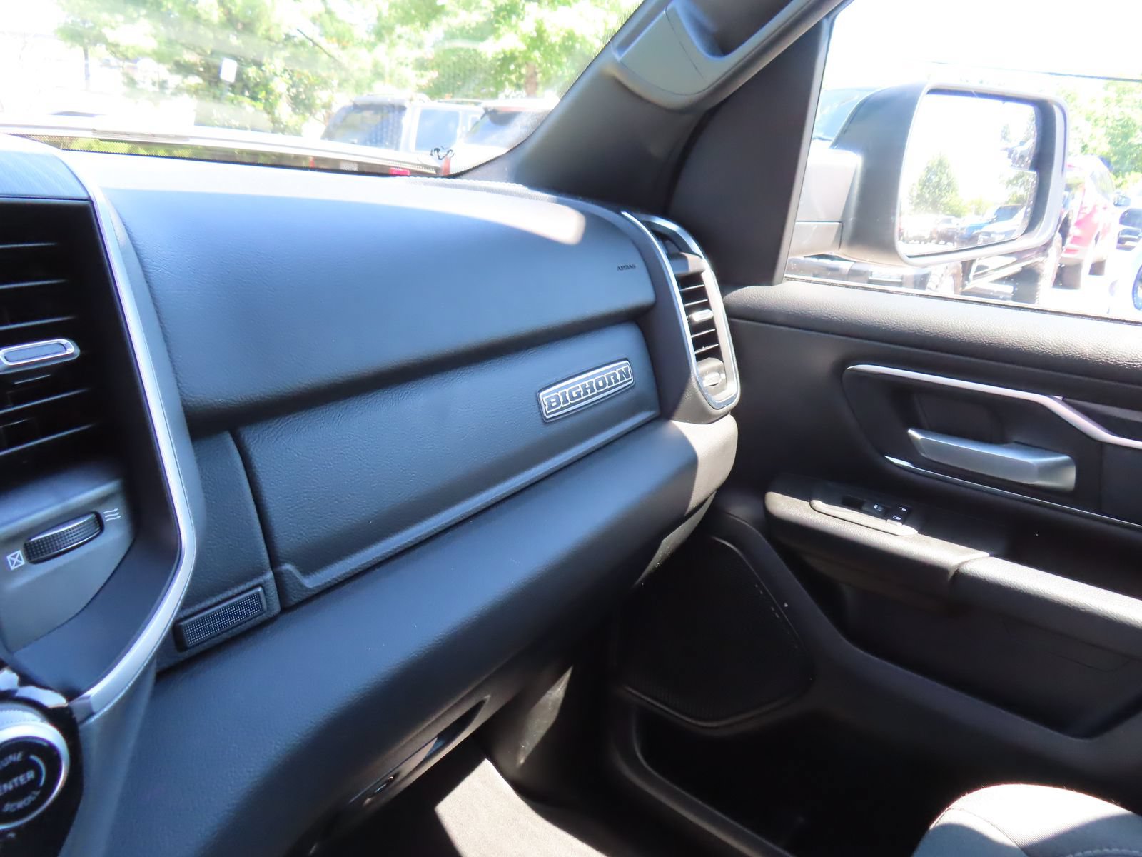Used 2025 RAM 1500 Big Horn AWD/4WD image 25