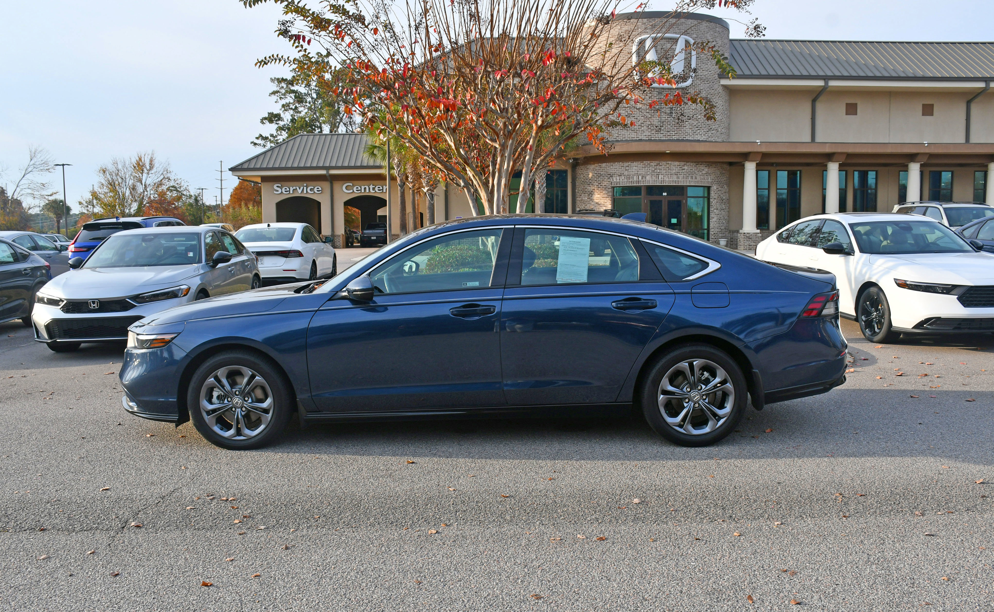 Certified 2024 Honda Accord EX-L image 2