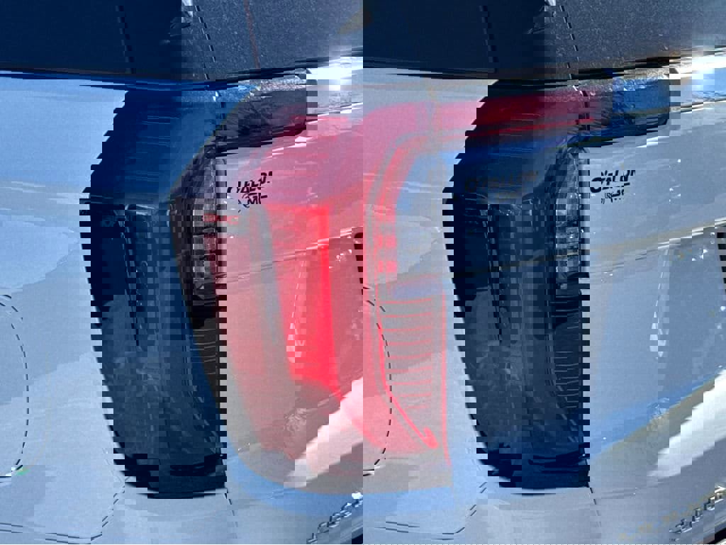 New 2026 GMC Yukon XL Elevation w/ LPO, Get Active Package image 20