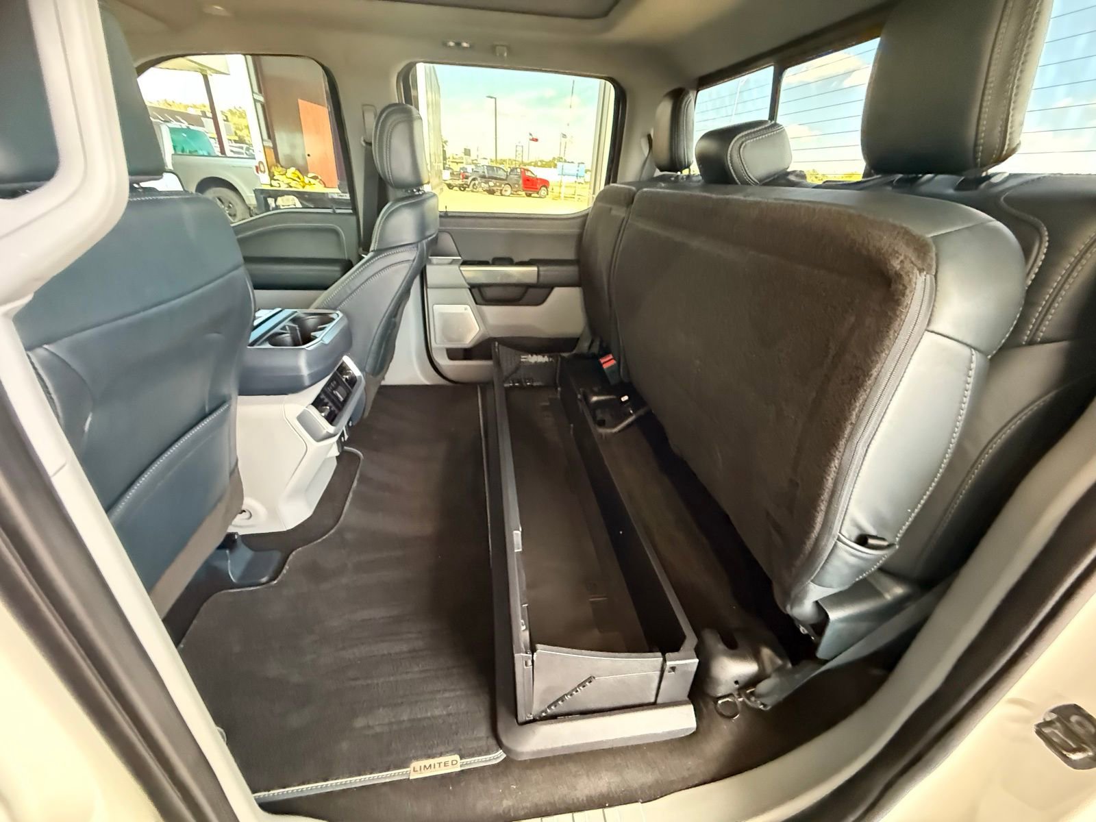 Used 2023 Ford F150 Limited image 32