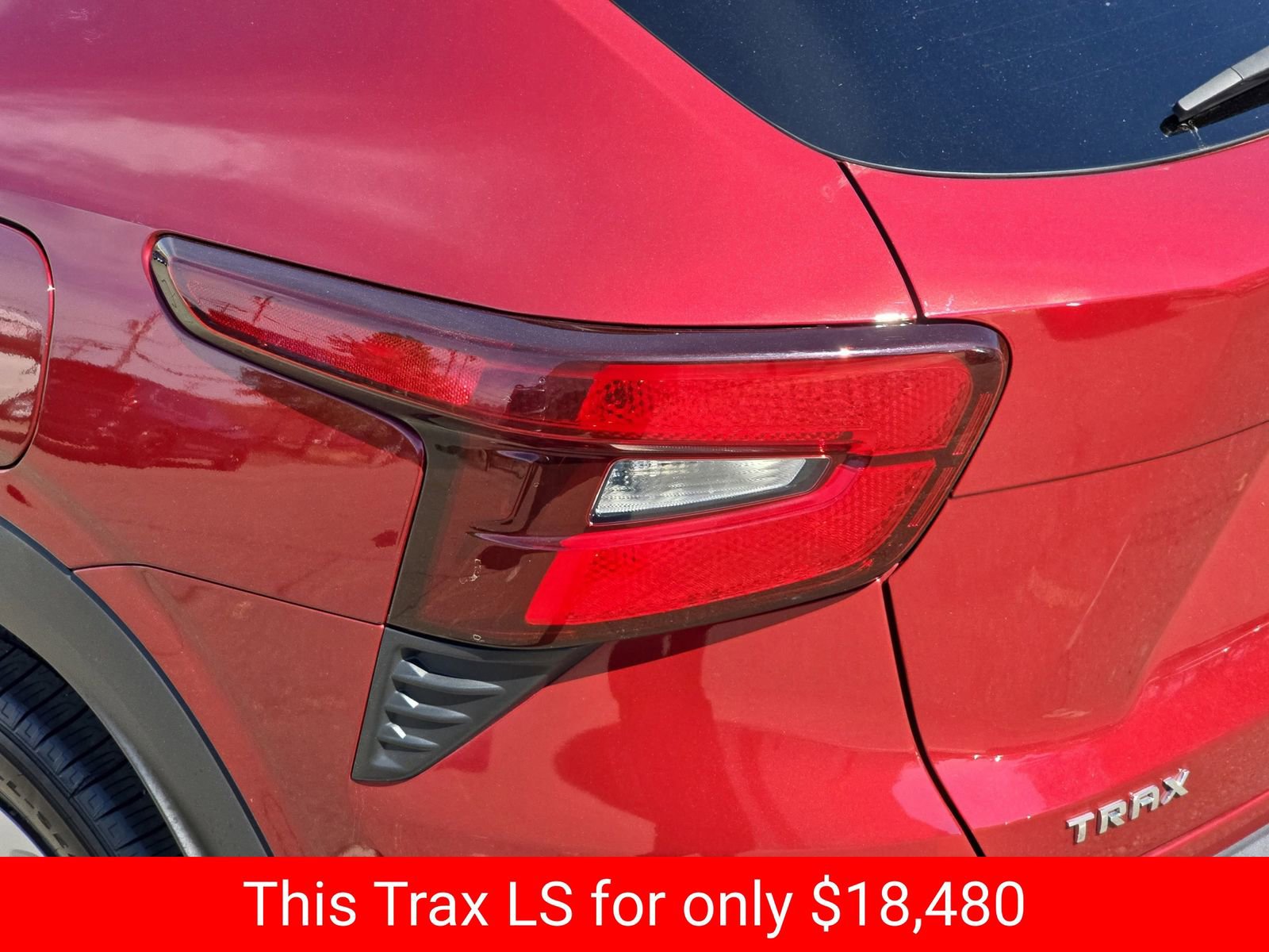 Used 2024 Chevrolet Trax LS image 40