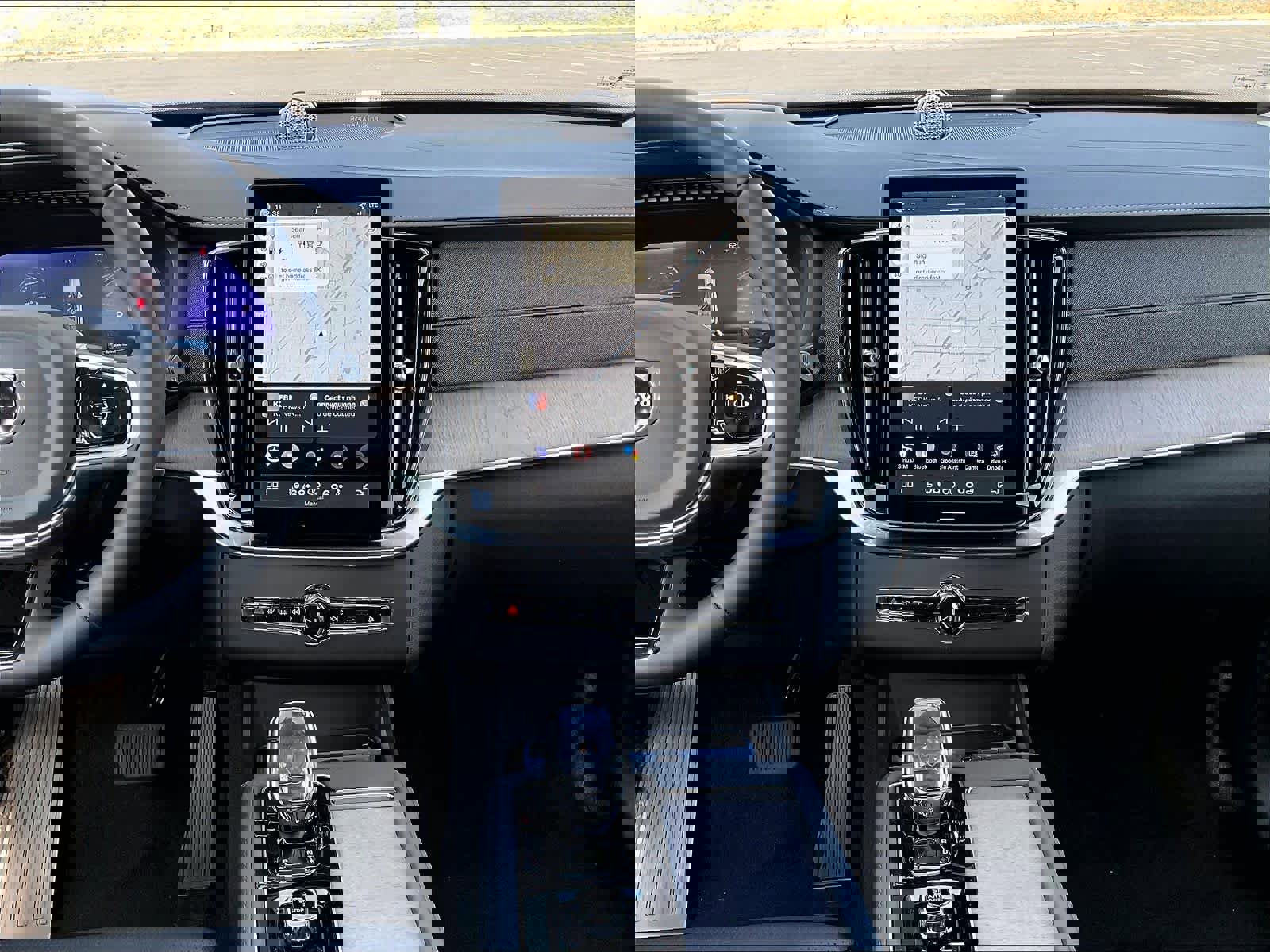 New 2026 Volvo XC90 T8 Ultra w/ Lounge Package image 9