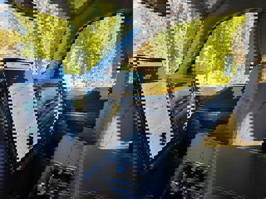 New 2025 Ford F150 Lightning Flash image 19