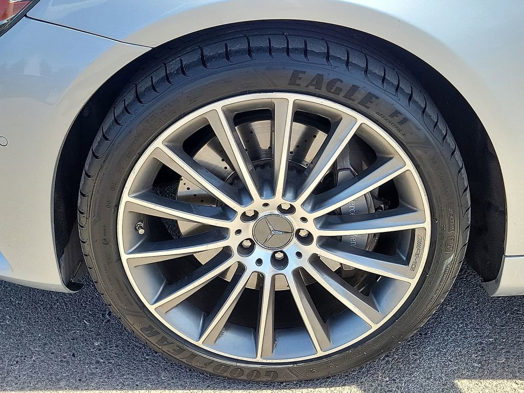 Used 2015 Mercedes-Benz S 550 Sedan image 14