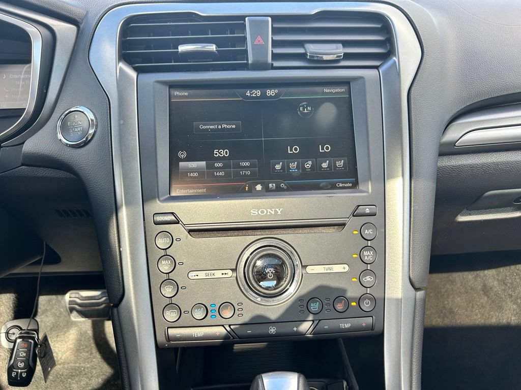 Used 2016 Ford Fusion Titanium FWD image 25