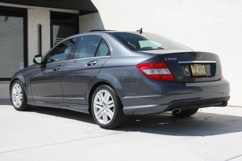 Used 2009 Mercedes-Benz C 300 Sport image 11