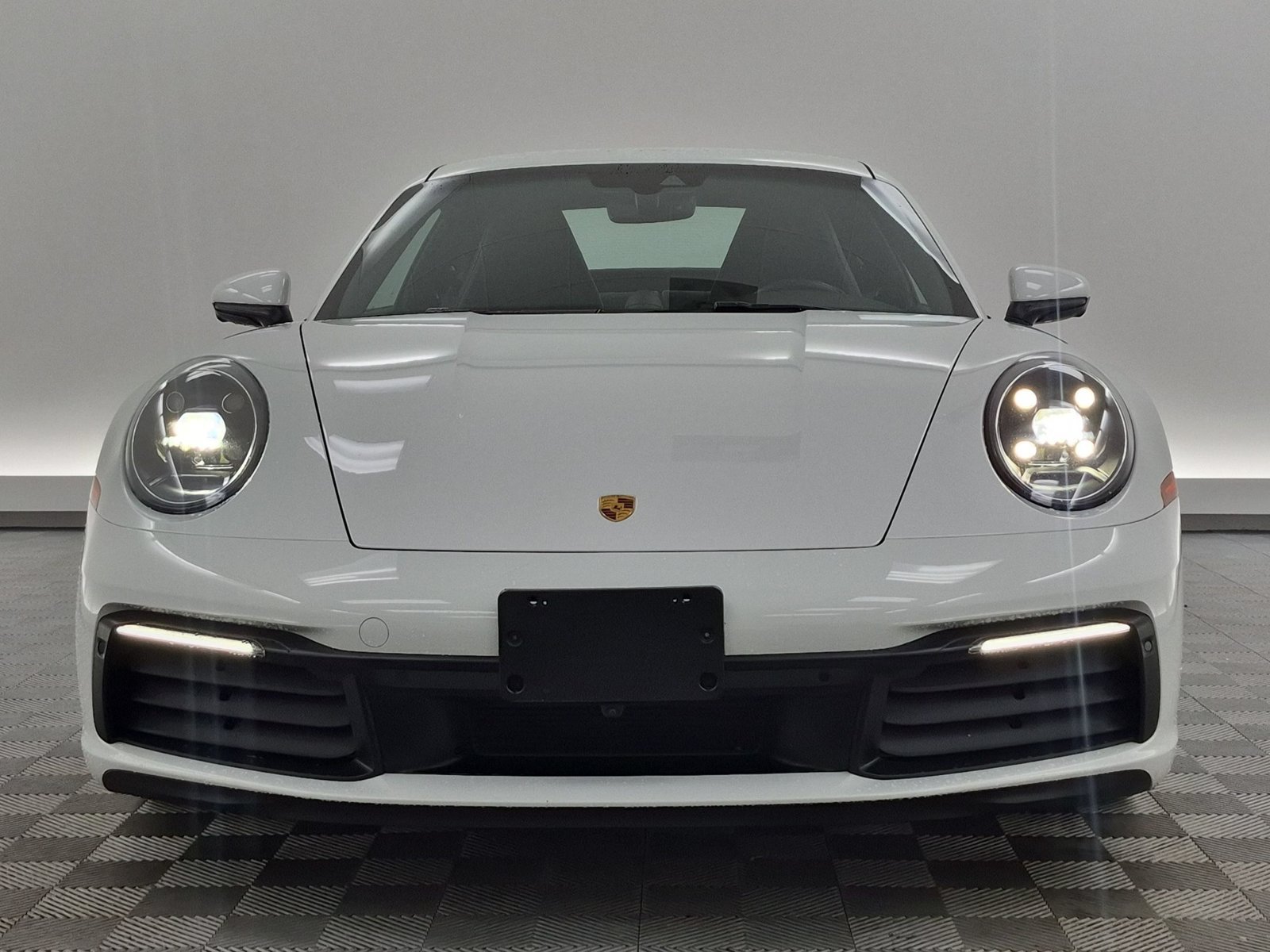 Certified 2024 Porsche 911 Carrera 4 AWD/4WD image 6
