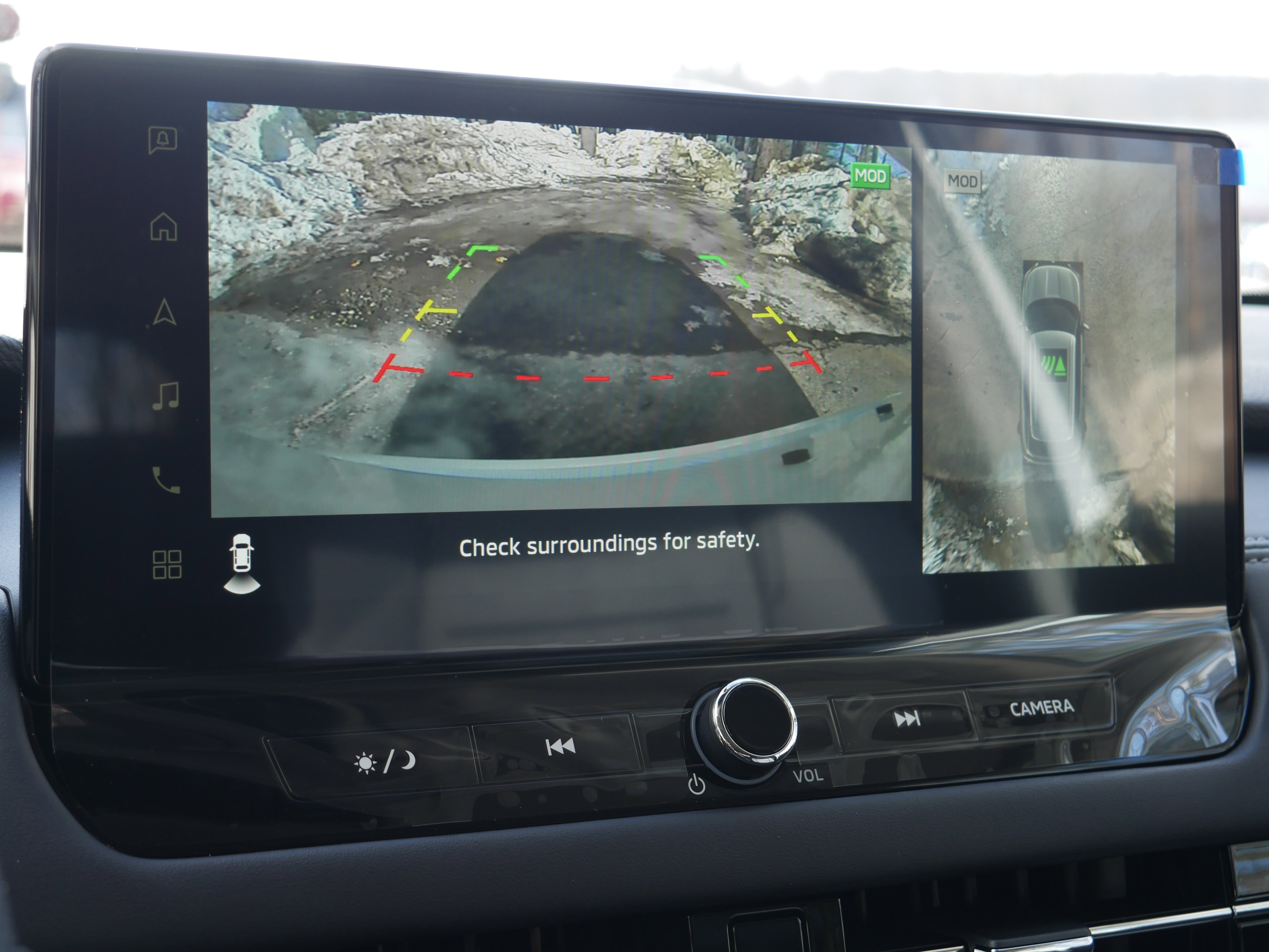 New 2026 Mitsubishi Outlander SE image 17