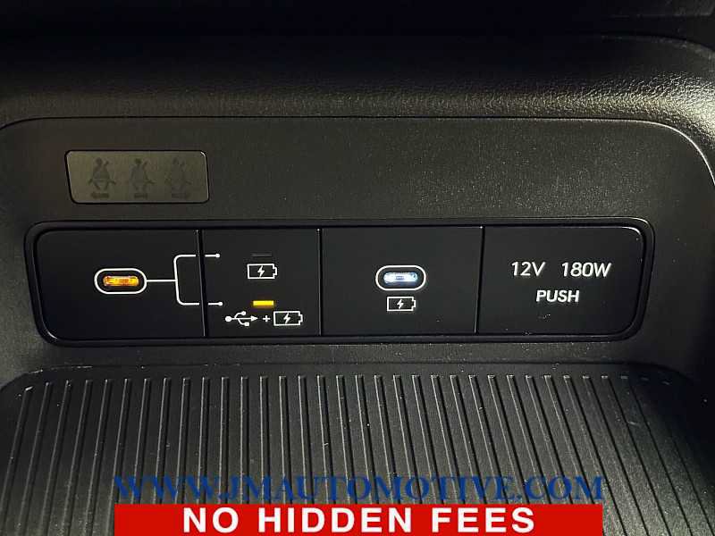 Used 2025 Hyundai Kona SEL AWD/4WD image 35