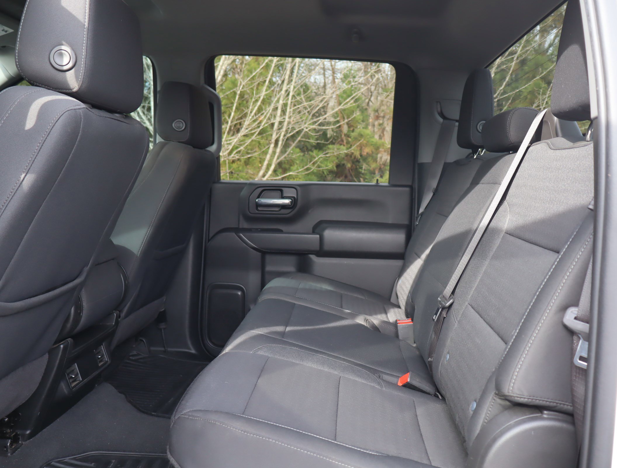 Certified 2024 Chevrolet Silverado 2500 Custom w/ Custom Convenience Package image 35