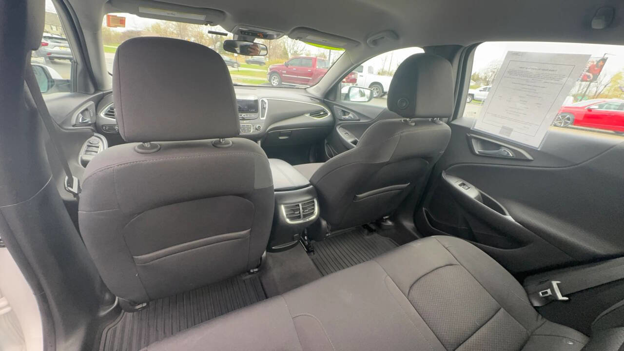 Used 2020 Chevrolet Malibu LT image 14