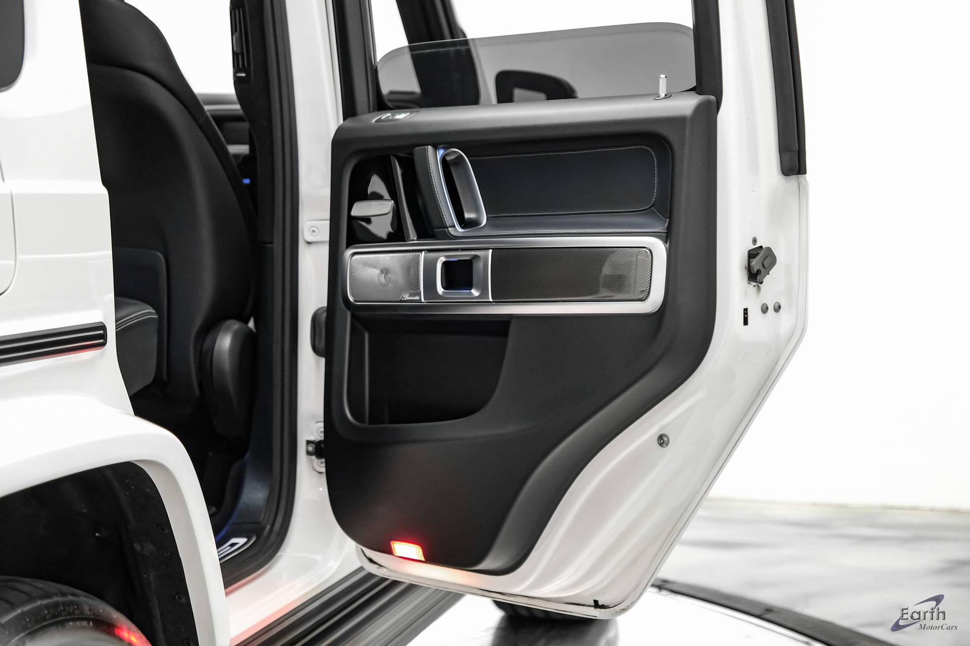 Used 2025 Mercedes-Benz G 550 w/ Exclusive Interior Package image 89