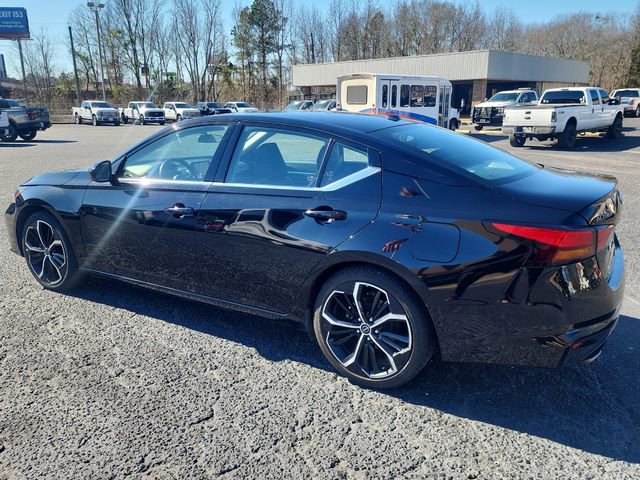 Used 2024 Nissan Altima 2.5 SR image 3
