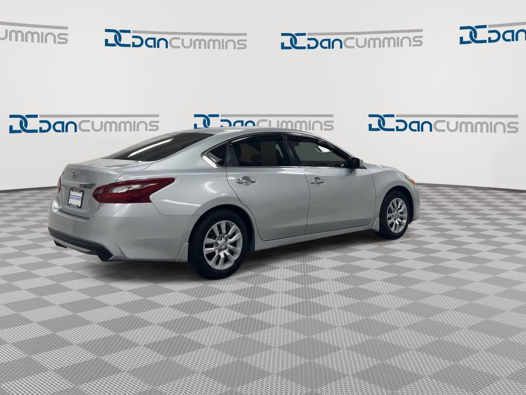 Used 2018 Nissan Altima 2.5 S w/ S Convenience Package image 8