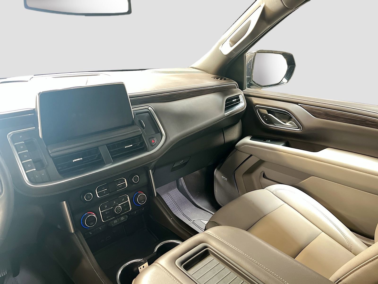 Used 2023 Chevrolet Suburban Z71 w/ Luxury Package image 25