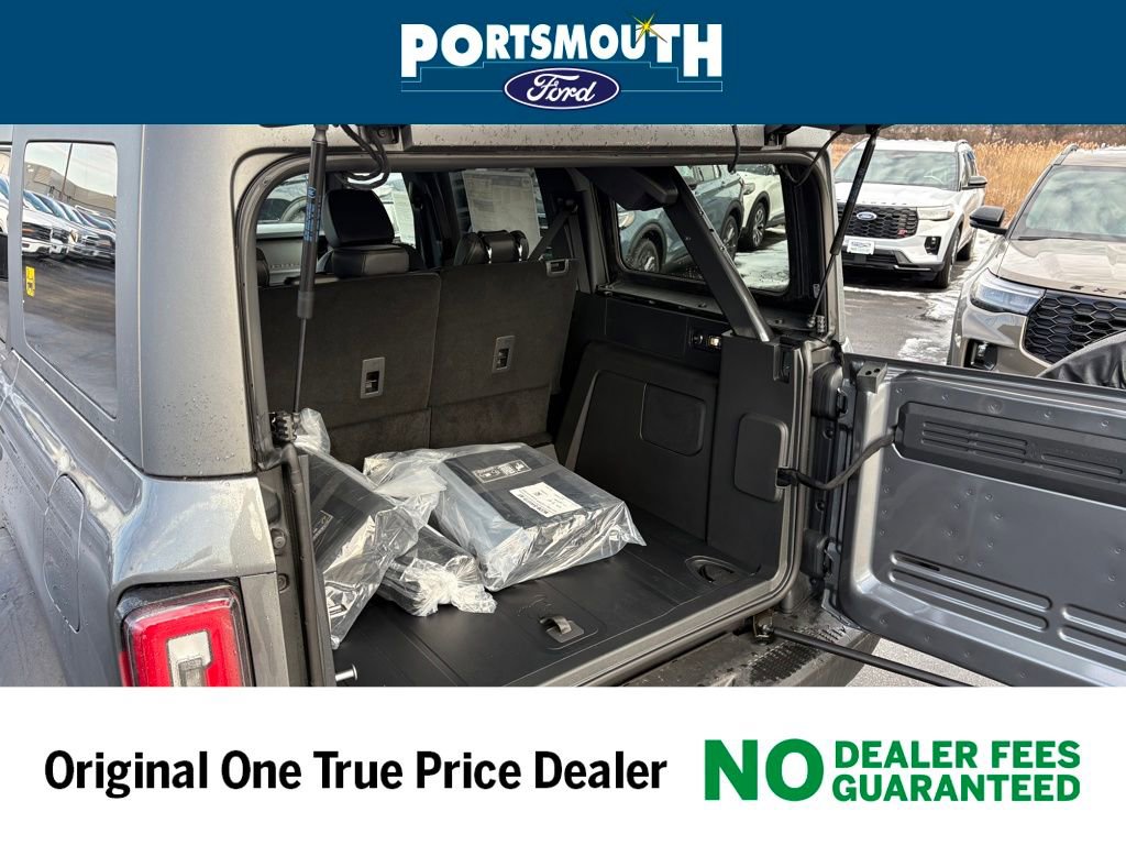 New 2025 Ford Bronco Badlands image 14