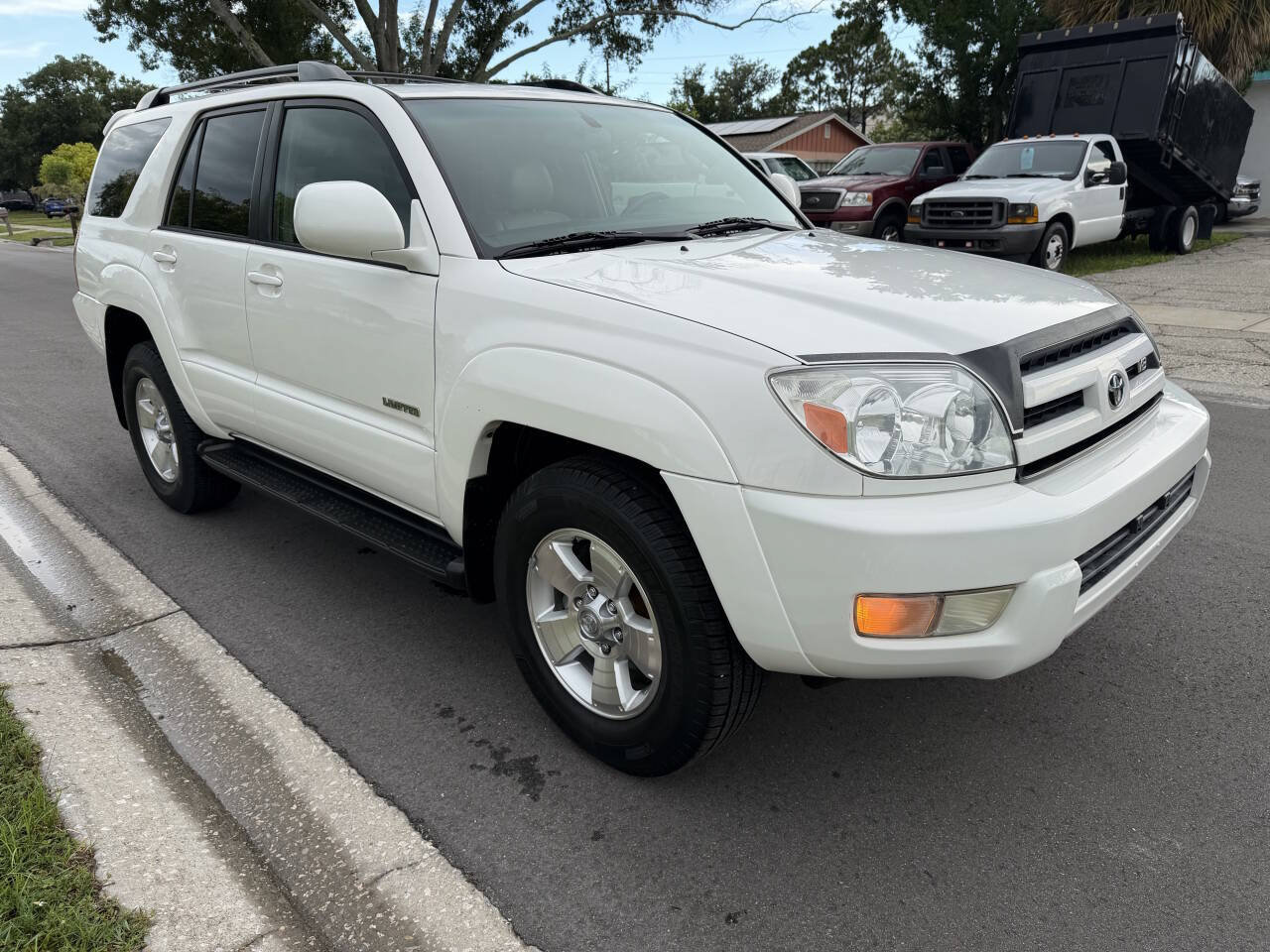 Used 2005 Toyota 4Runner Limited RWD image 2