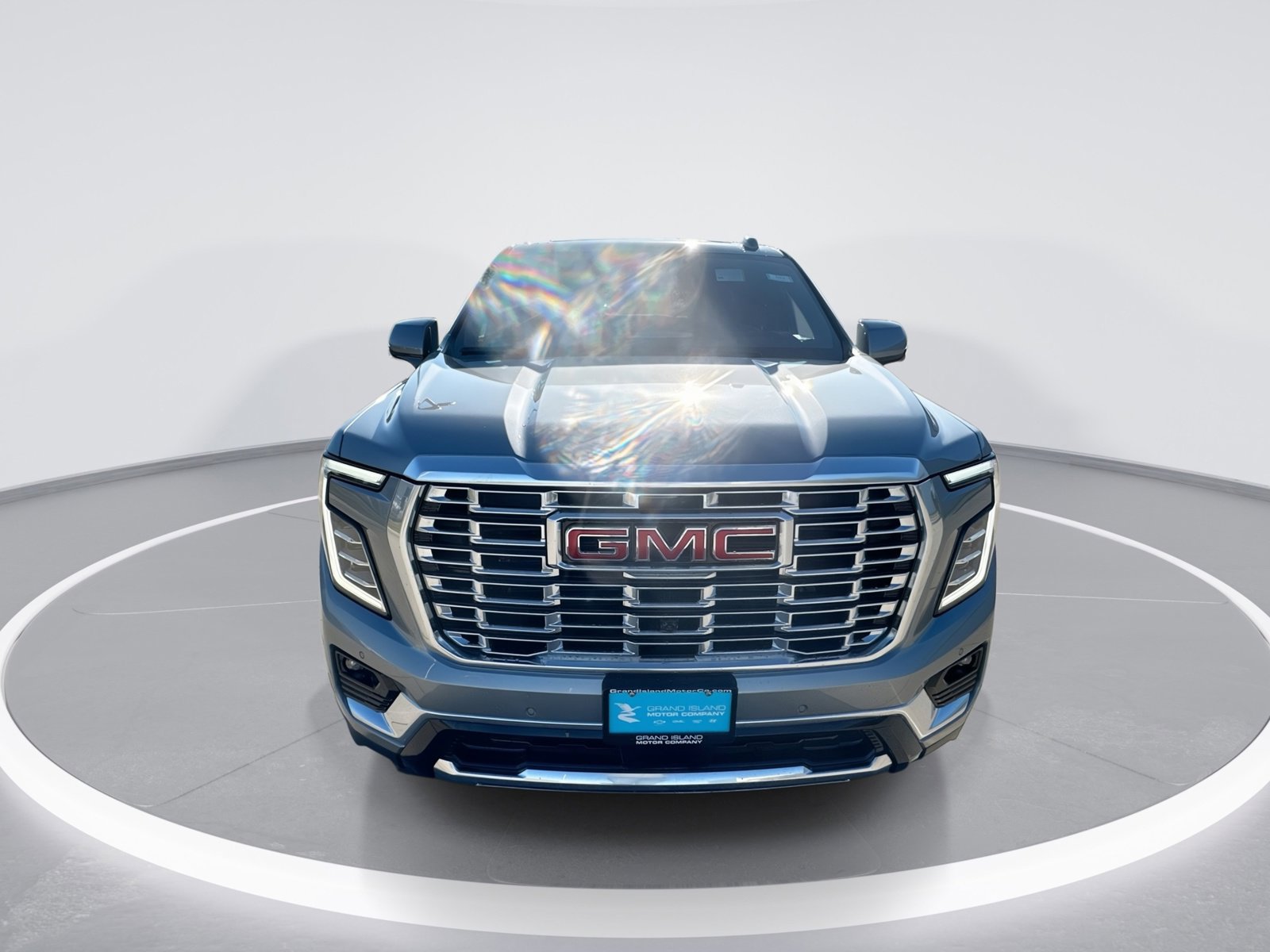 New 2026 GMC Yukon Denali w/ Sun & Power Step Package AWD/4WD image 3