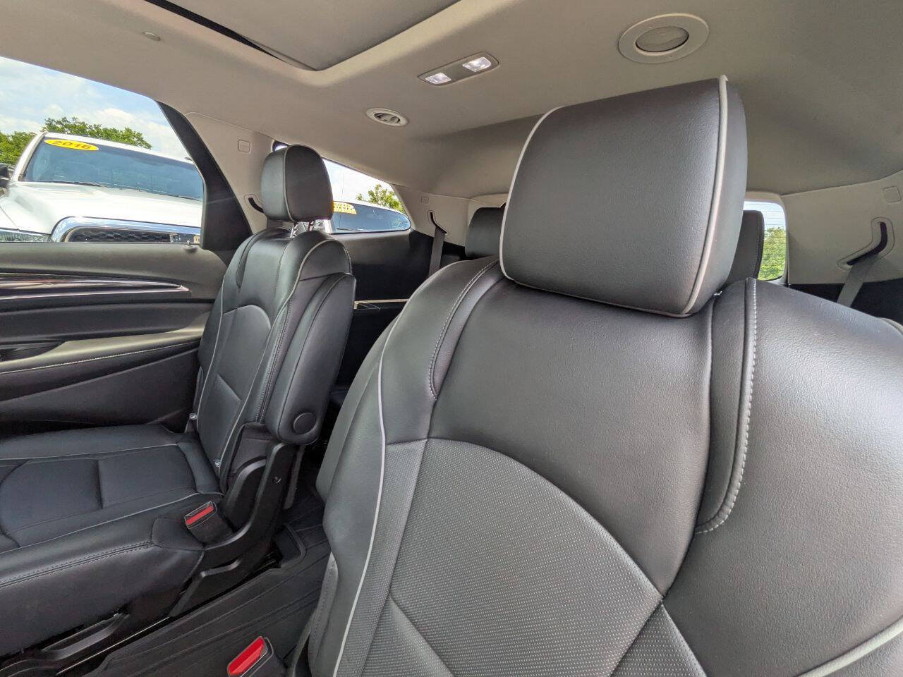 Used 2020 Buick Enclave Avenir w/ Avenir Technology Package AWD/4WD image 22