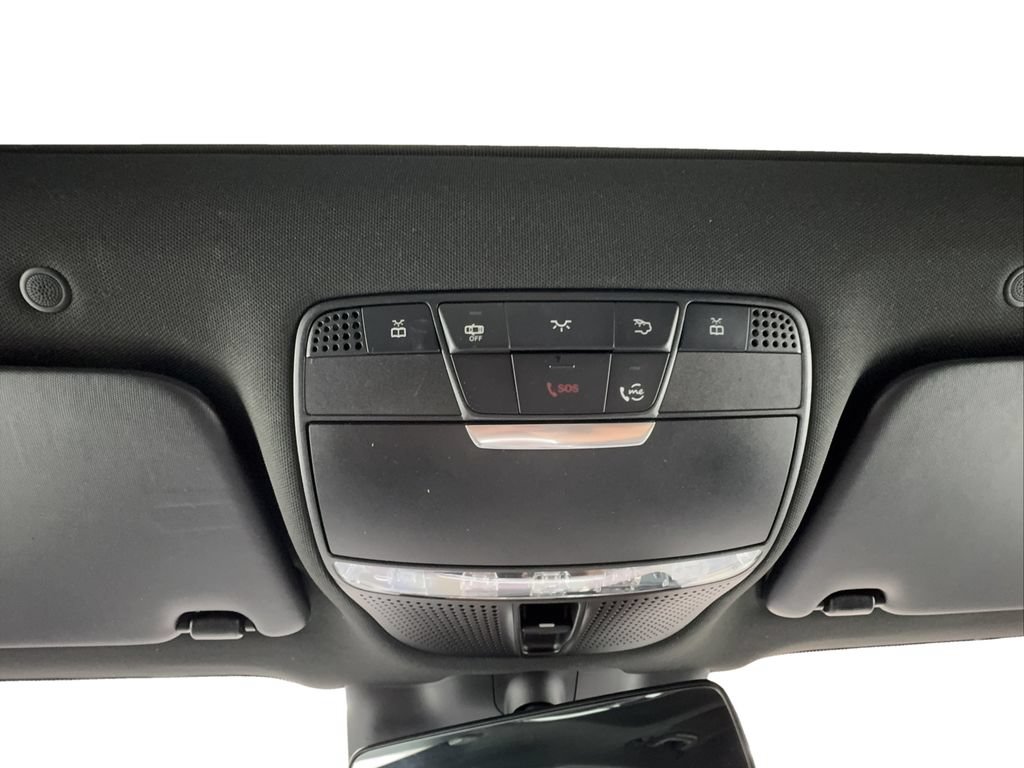 Used 2020 Mercedes-Benz GLC 300 4MATIC image 47