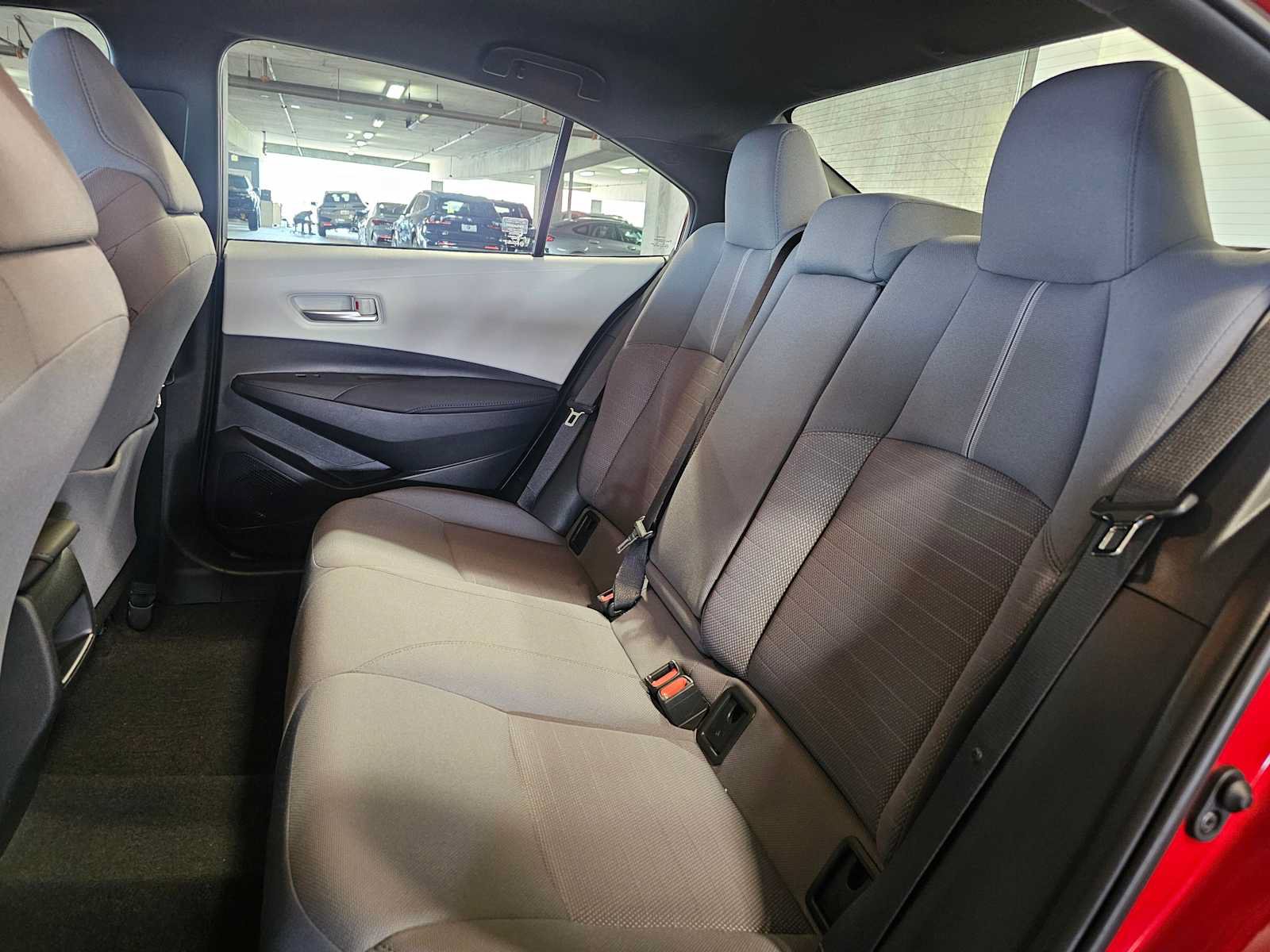 Used 2021 Toyota Corolla SE FWD image 25