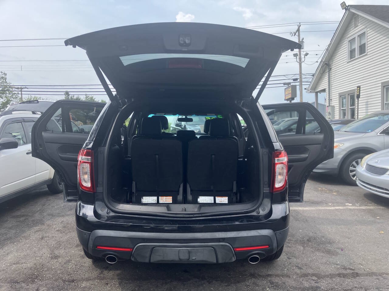 Used 2013 Ford Explorer XLT AWD/4WD image 36
