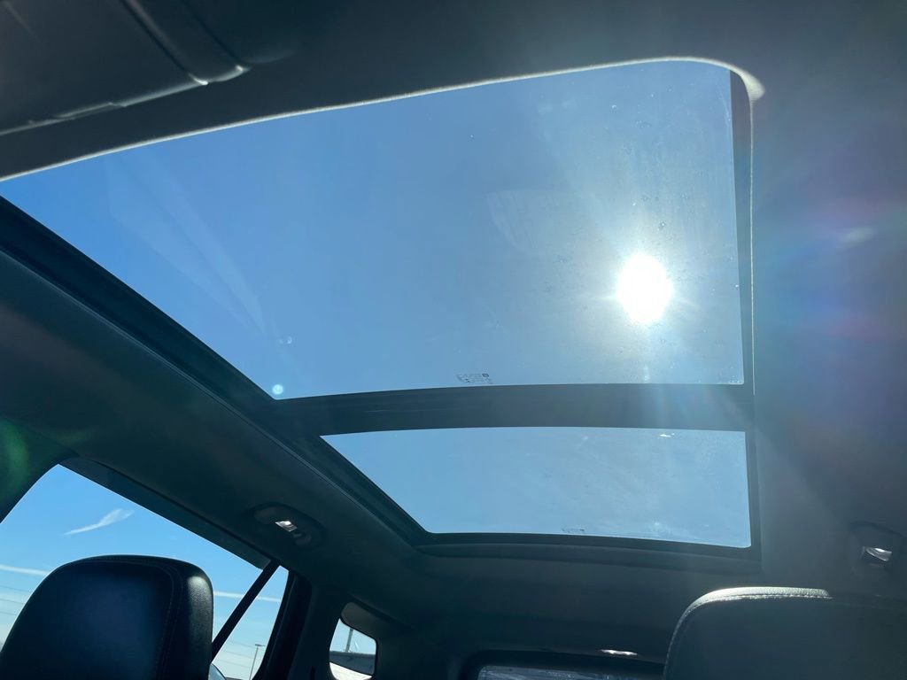 Used 2018 GMC Terrain SLT w/ Preferred Package image 22